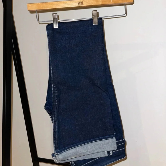 True Religion Becky Jeans - Size 28 - Picture 3 of 5